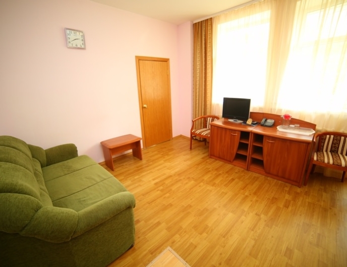 Полулюкс 1-местный 2-комнатный (корпус 2,3) без балкона - Санаторий «Красноусольск» Курорта