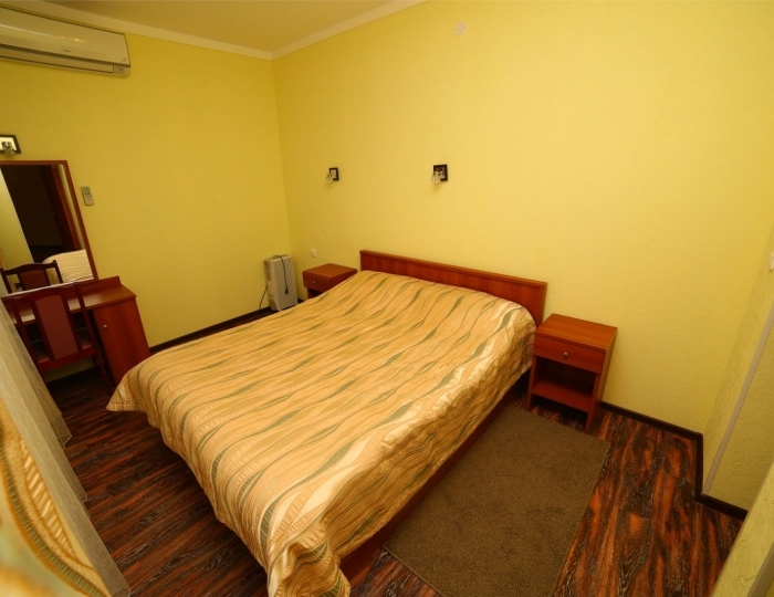 Полулюкс 2-местный 3-комнатный (корпус 7) без балкона - Санаторий «Красноусольск» Курорта