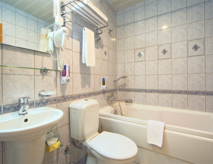 Стандарт 1-местный (корпус 7) с балконом - Санаторий «Красноусольск» Курорта