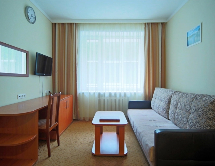 Стандарт 2-местный 2-комнатный (корпус 7) без балкона - Санаторий «Красноусольск» Курорта