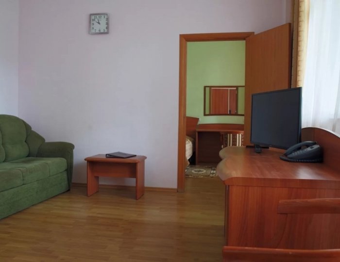 Полулюкс 2-местный 2-комнатный (корпус 2) - Санаторий «Красноусольск» Курорта